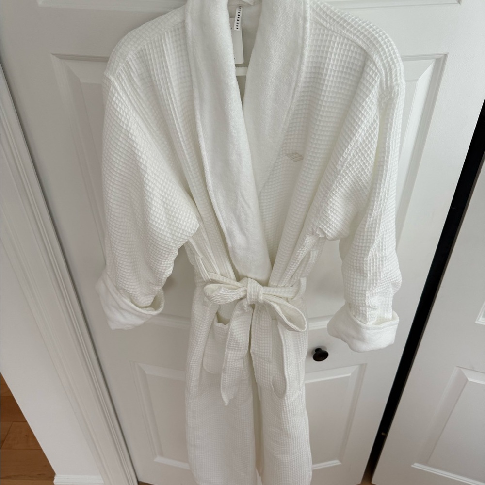 Pottery Barn waffle weave resort robe unisex size L